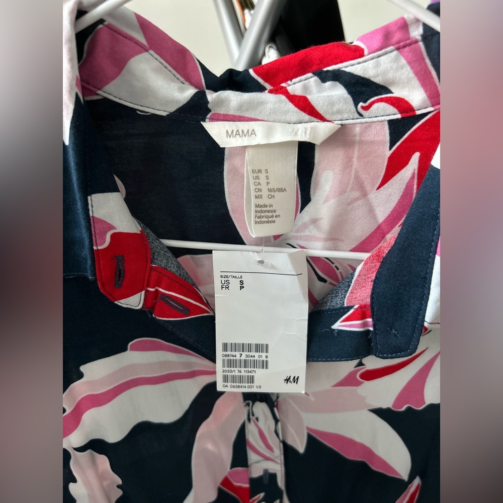 H&M Pink and White Floral Top